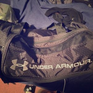 Underarmour gym bag with changing mat xl bag